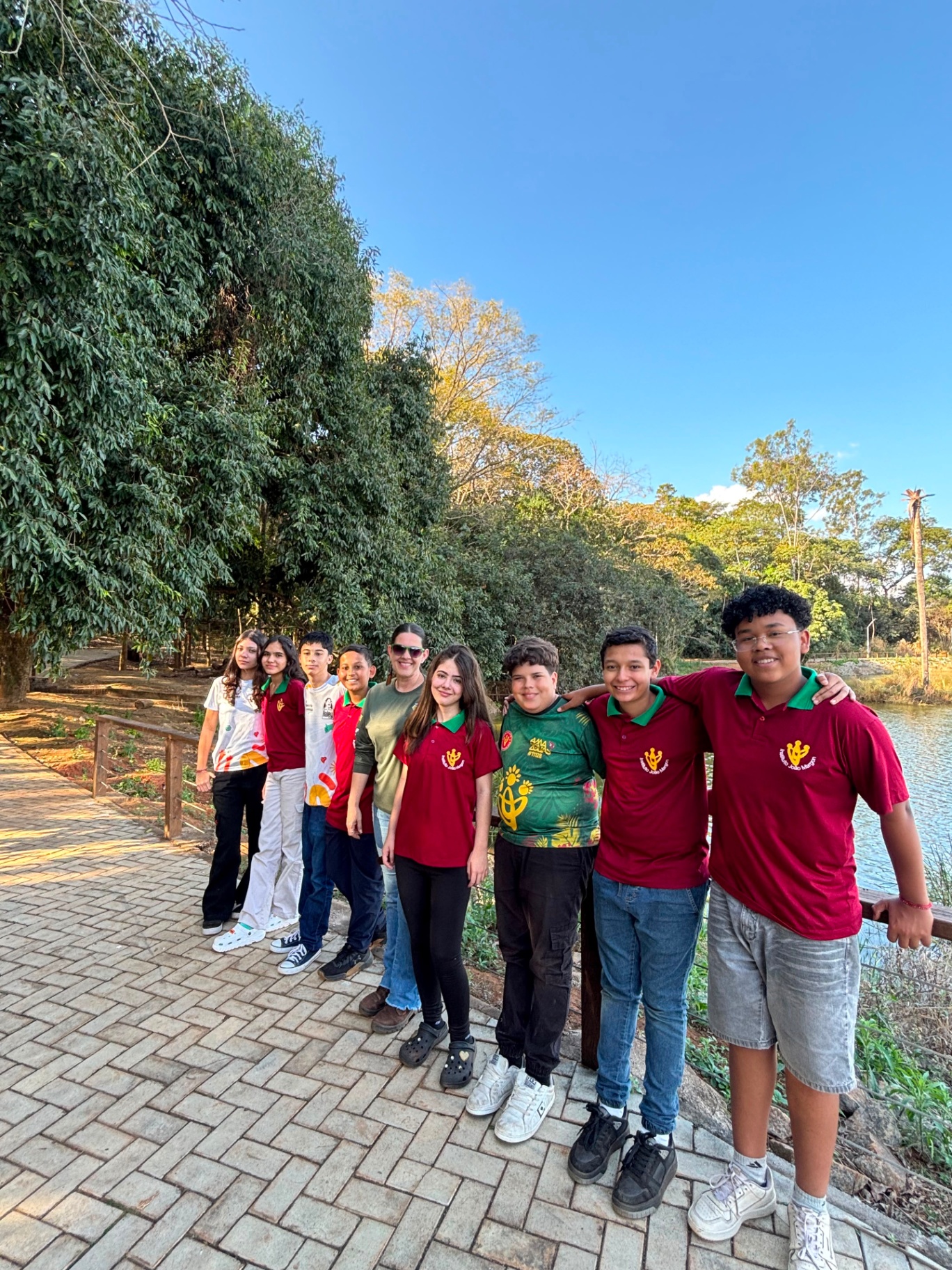 Foto da galeria — Visita da Haley à SEMMAC