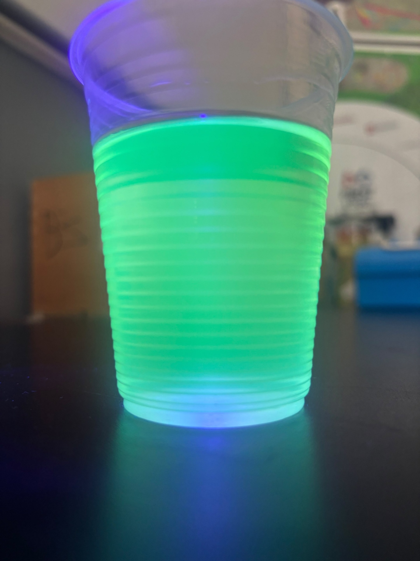 Fluorescência do gel sob iluminação de teste