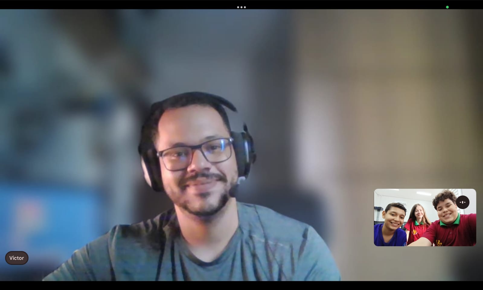 Foto da galeria — Reunião com o profissional Victor